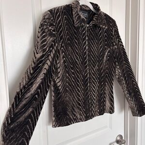 Gianocarlo Ferrari Women's Chevron Pattern Chinchilla Faux Jacket